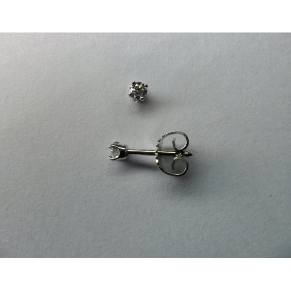 White Gold 4-Pronks Solitaire Ear Studs 2 - 0.16 crt.