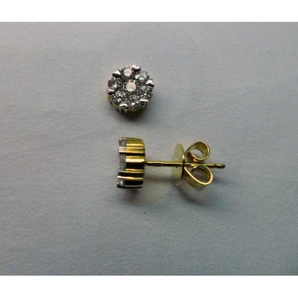 Circle Ear Studs Yellow Gold Invisible Setting