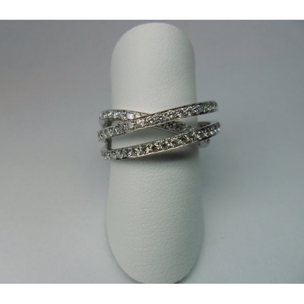 3-Row Twisted Ring White Gold