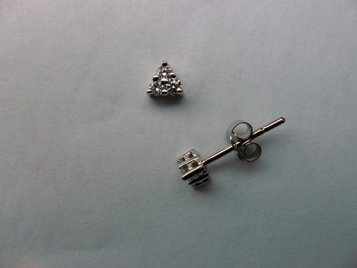 Driehoek Oorstekers Witgoud