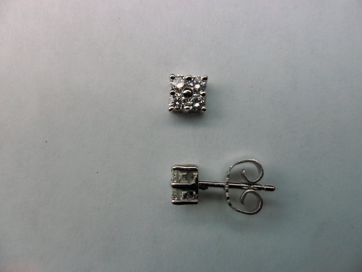 Square Ear Studs White Gold