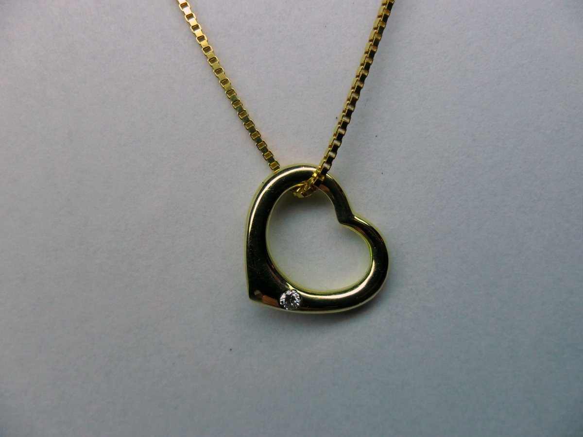 Solid Open Heart Yellow Gold