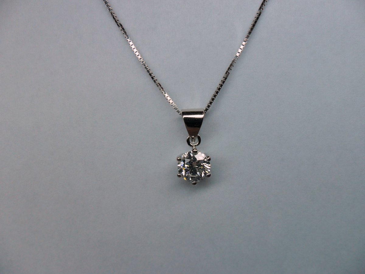 Solitair Hanger Witgoud 1.09 crt.