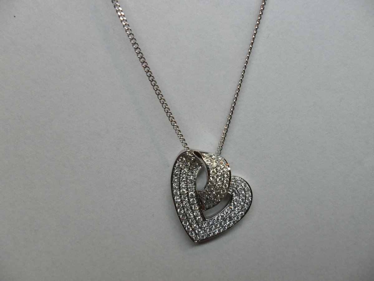 Witgouden Open Hart Hanger Pavé 3-rijen