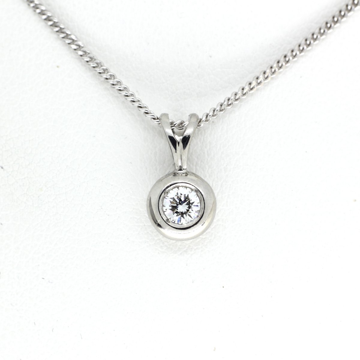 Witgouden diamant hanger 1-0.20crt