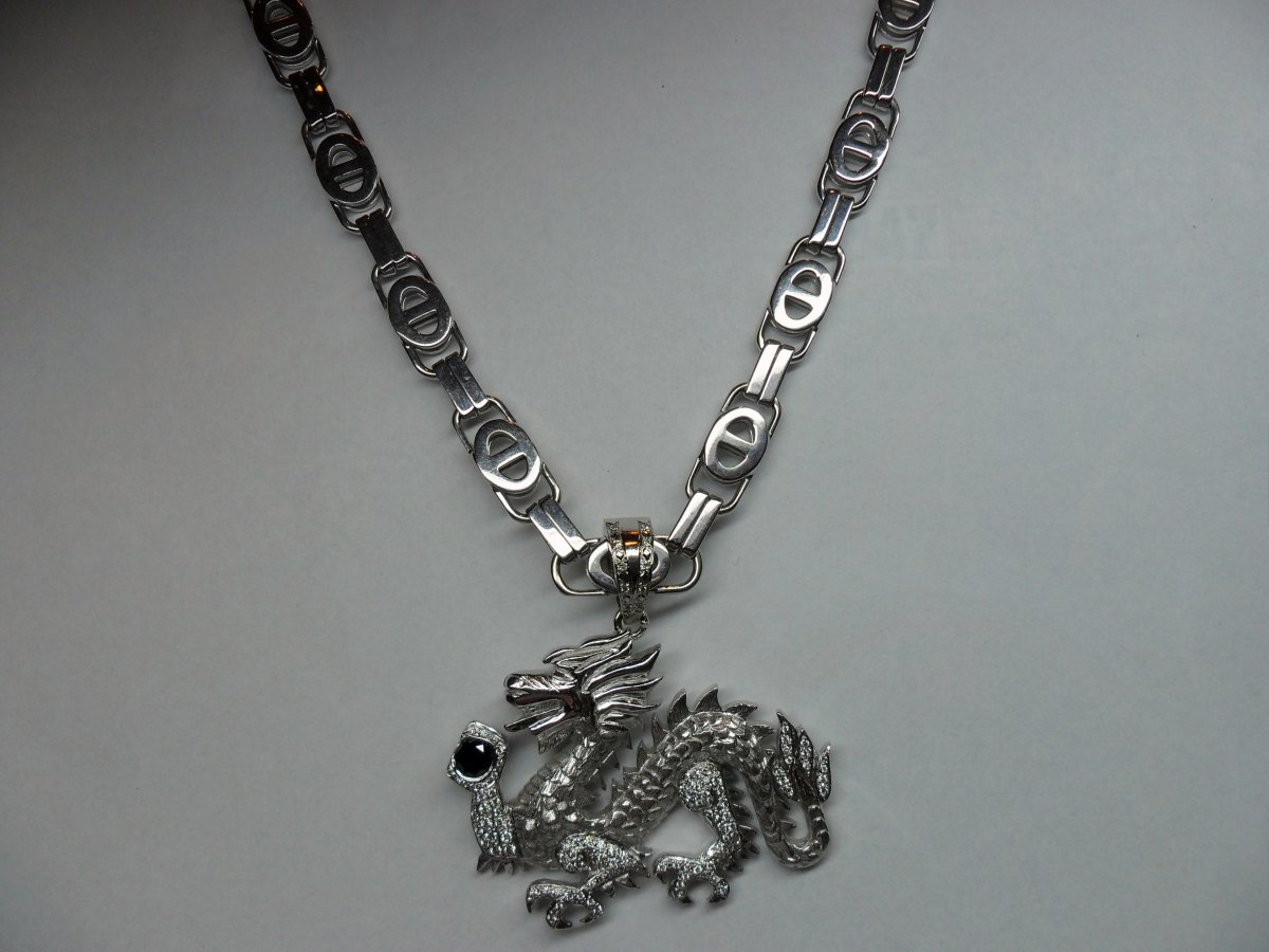 White Gold Dragon Pendant with Diamonds