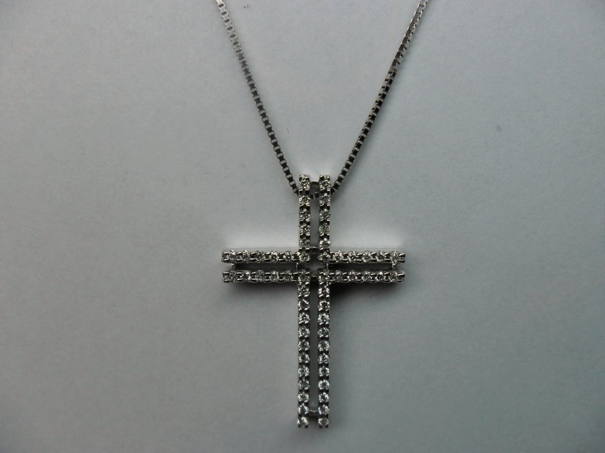 Double Alliance Cross Pendant White Gold