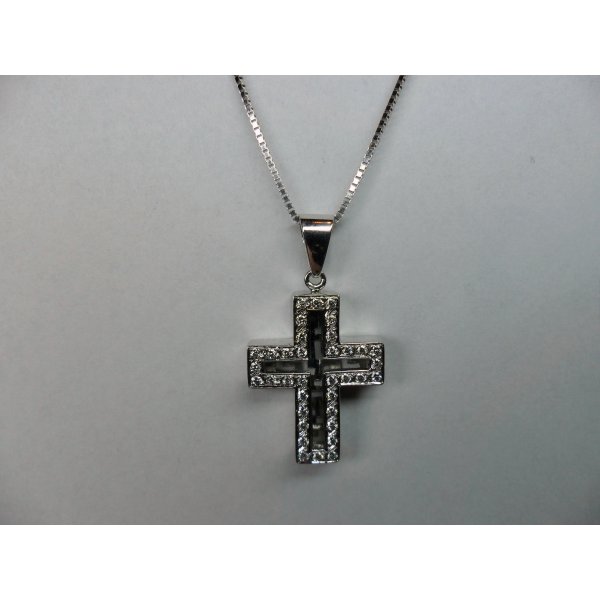 Open Cross Pendant White Gold