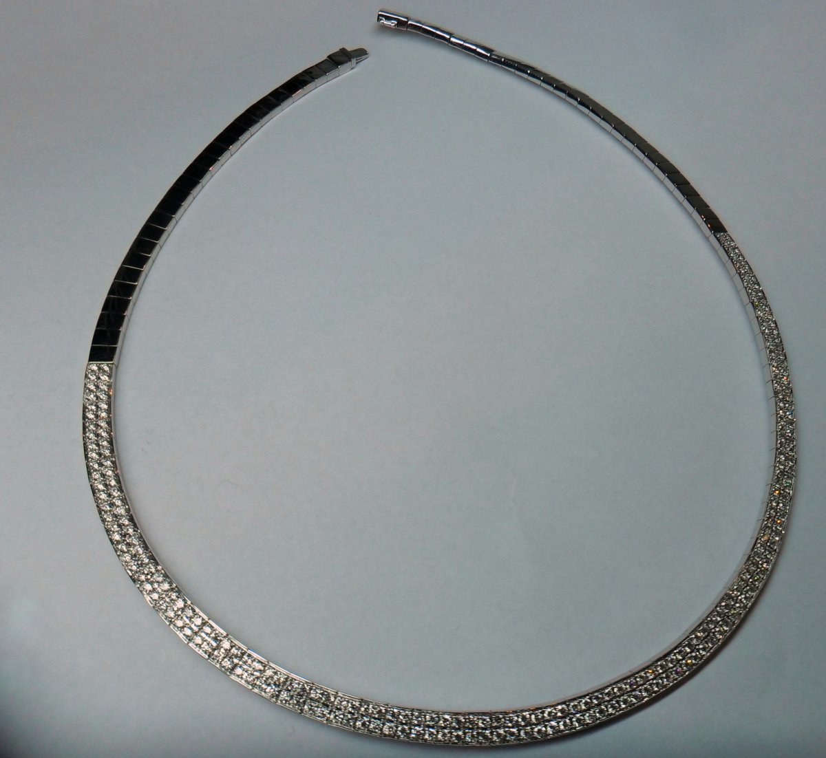 White Gold Pavé Chocker