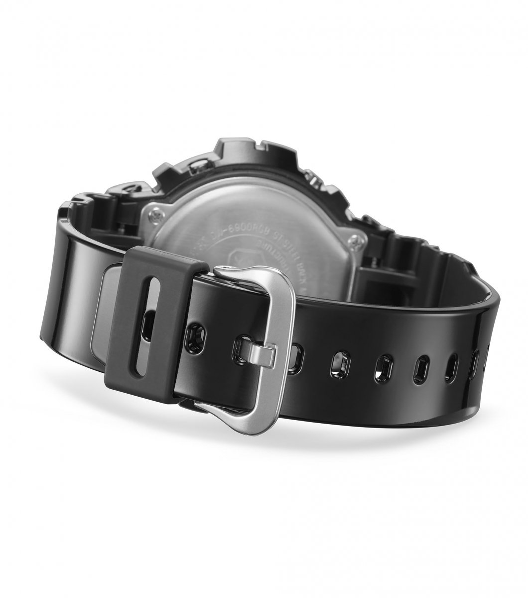 G-Shock Classic Style DW-6900RGB-1ER Virtual Rainbow horloge