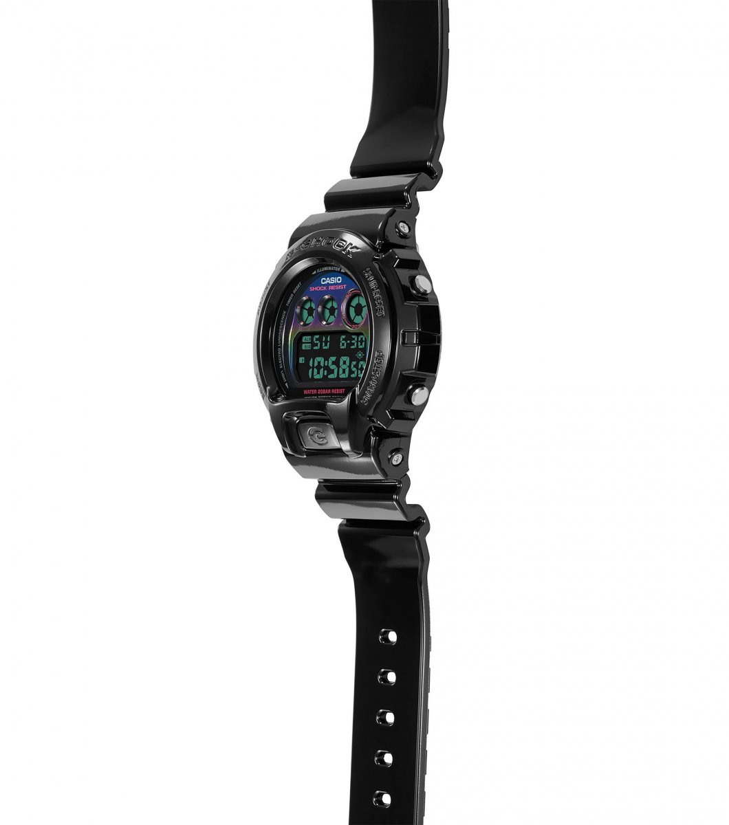 G-Shock Classic Style DW-6900RGB-1ER Virtual Rainbow horloge
