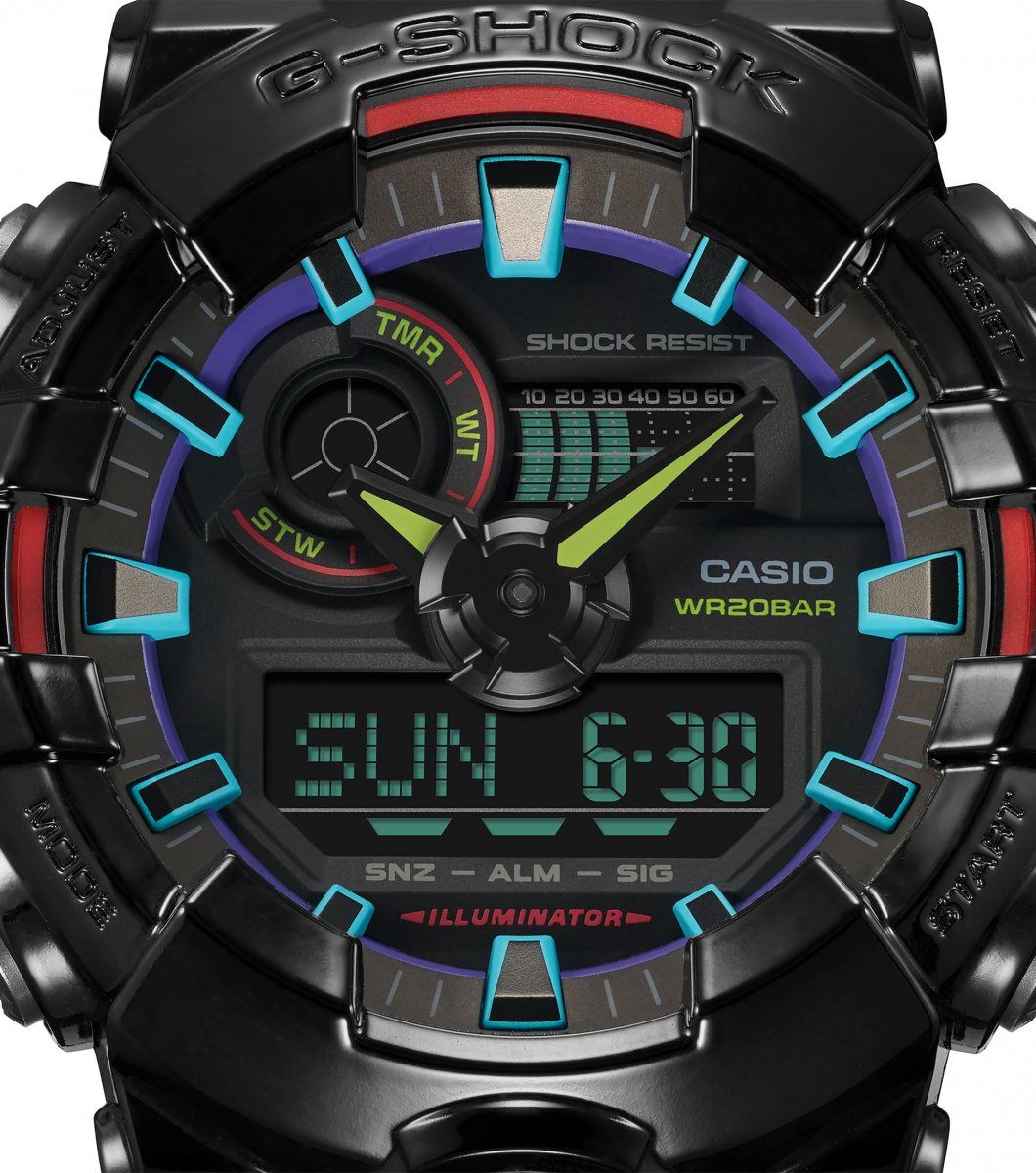 G-Shock Classic Style GA-700RGB-1AER Virtual Rainbow horloge