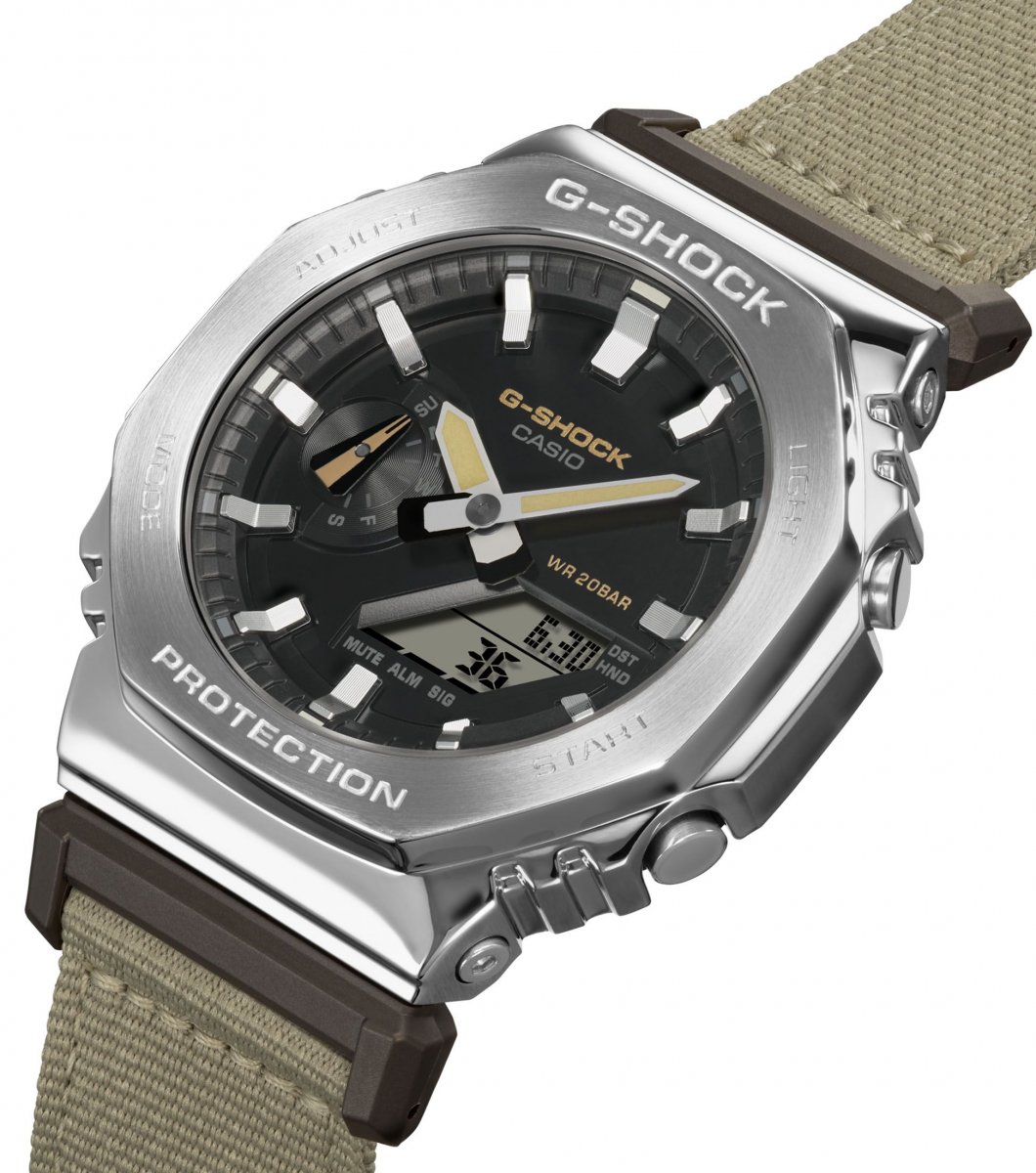 G-Shock Classic Style GM-2100C-5AER Utility Metal watch