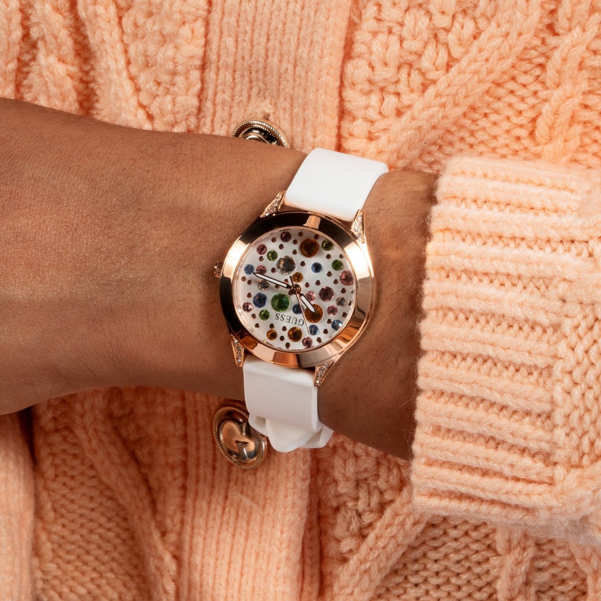 Guess Watches Mini Wonderlust watch GW0678L4