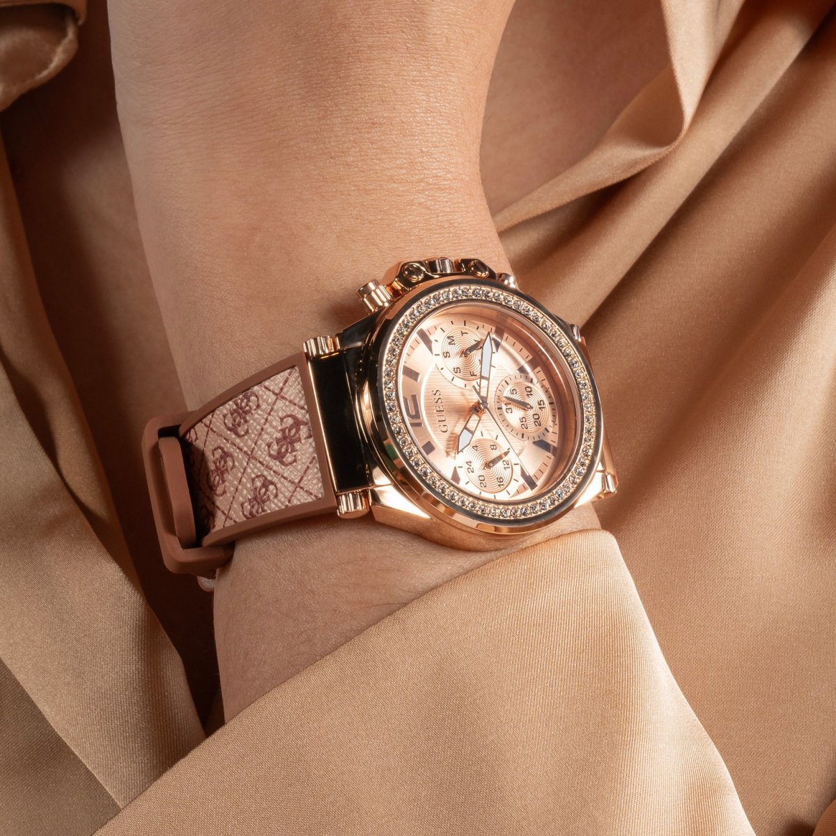 Guess Watches Charisma horloge GW0699L2