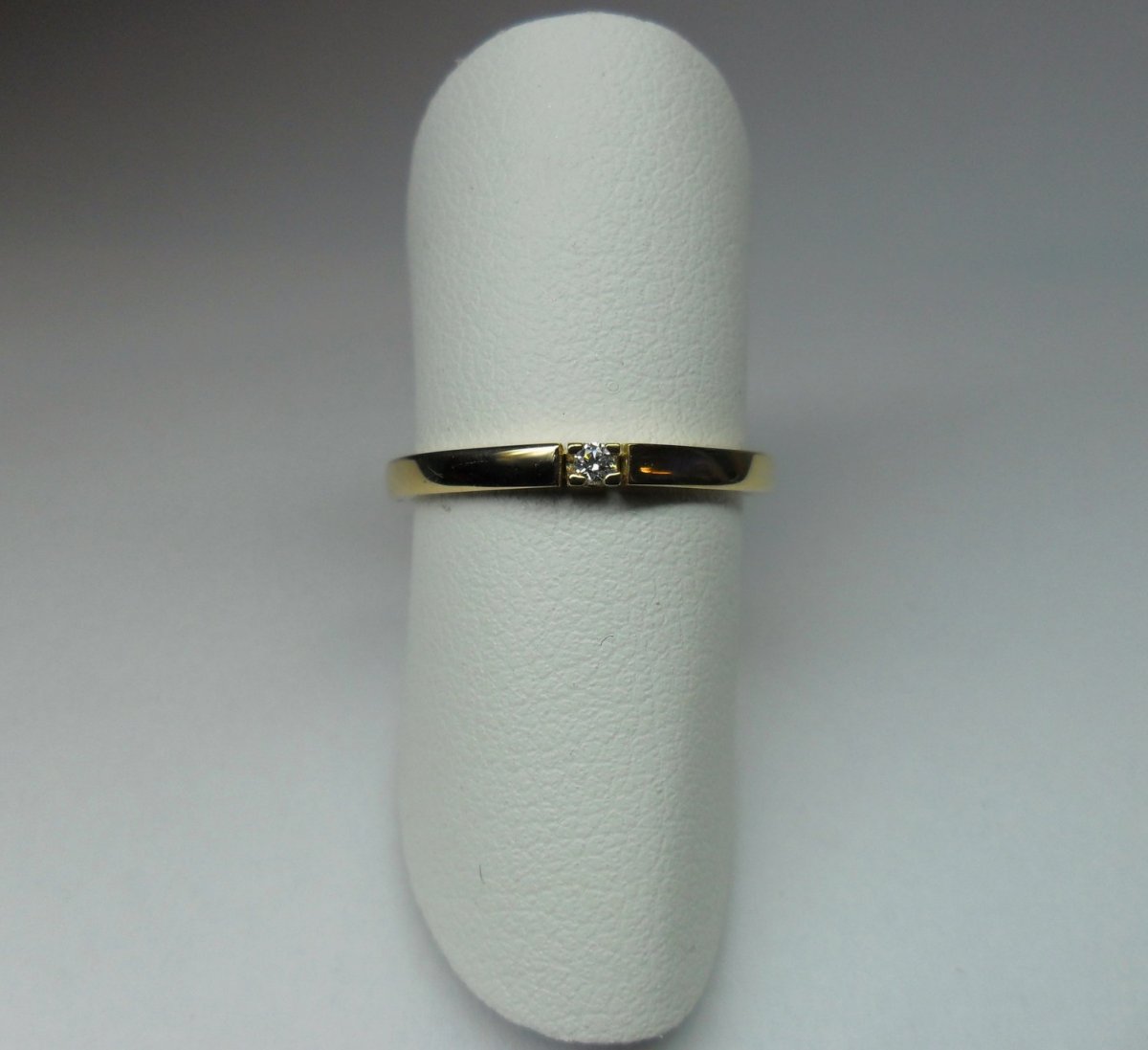 Row Ring Small 1st. Yellow Gold