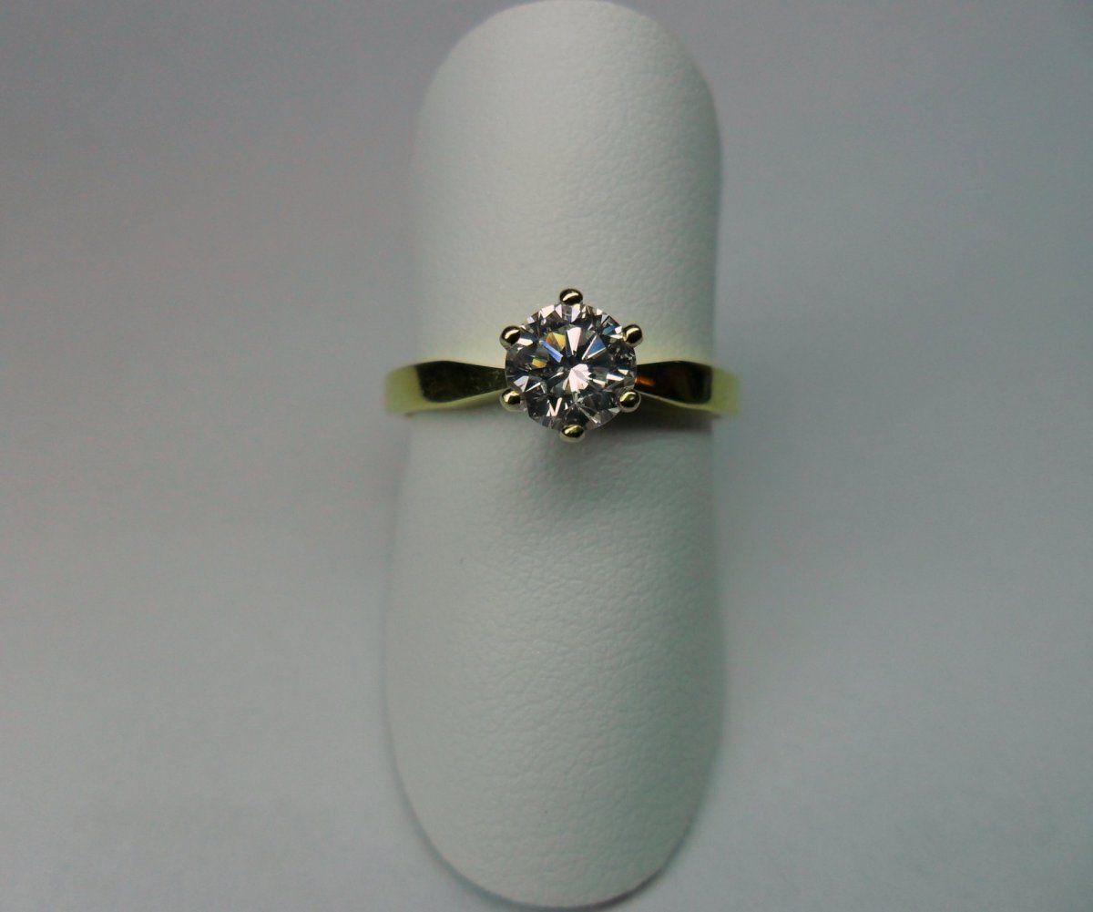 6 pronks solitaire ring