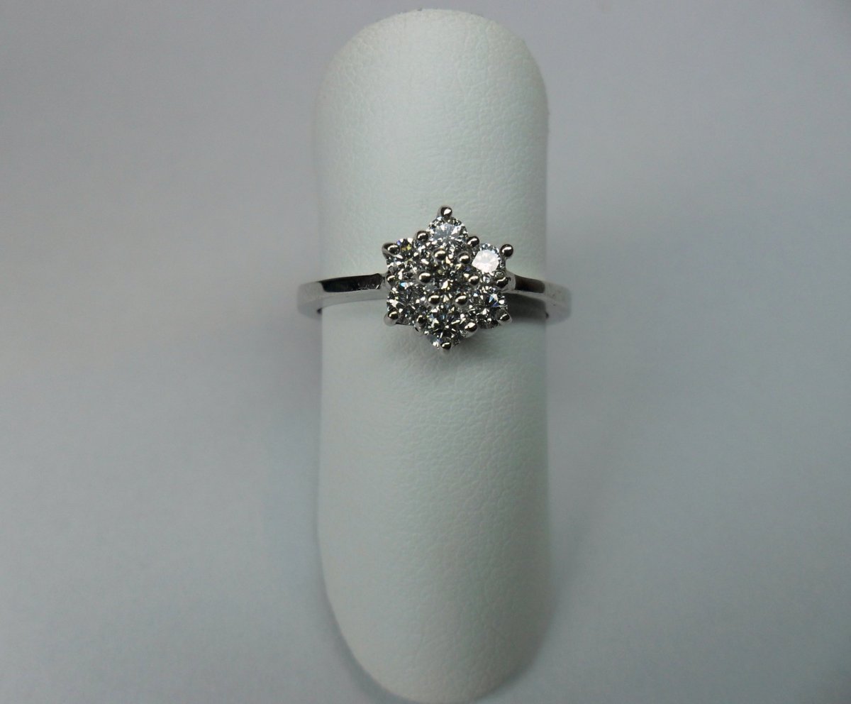 Rosette ring