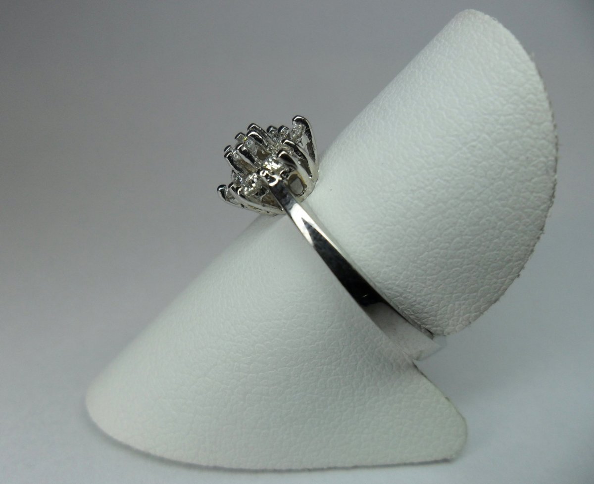 Rosette ring