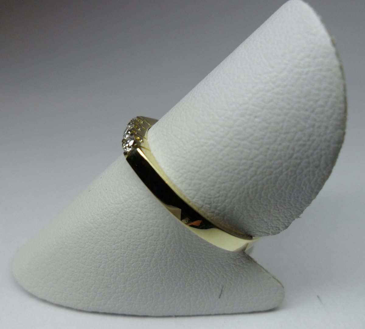 Rijring Breed 3st. Geelgoud