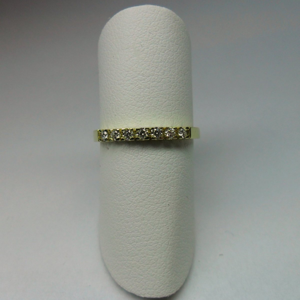 Row Ring Small 7st. Yellow Gold