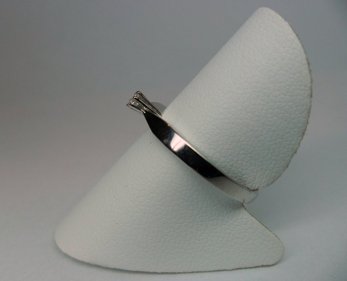 6 pronks solitaire ring