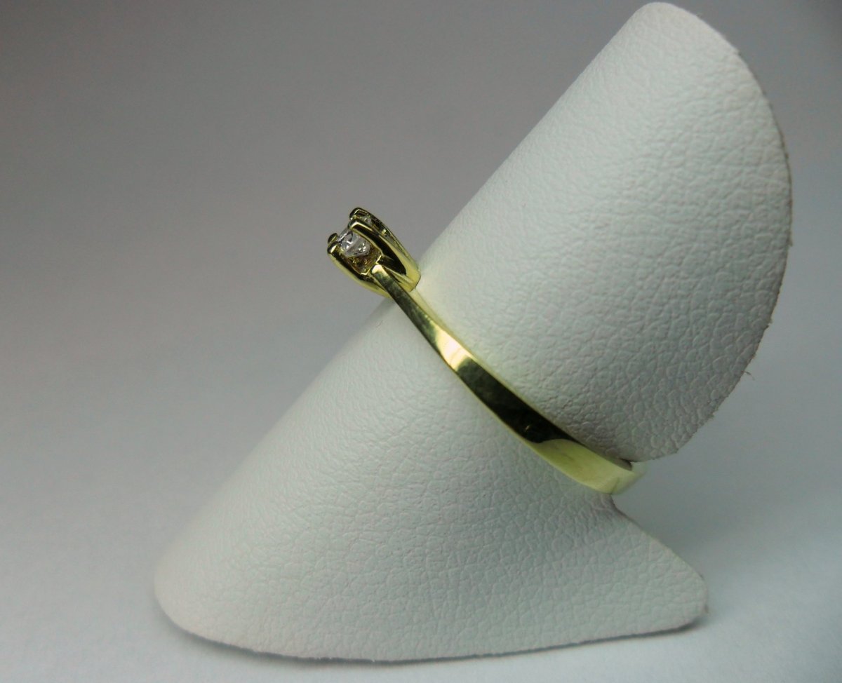 4 pronks solitaire ring