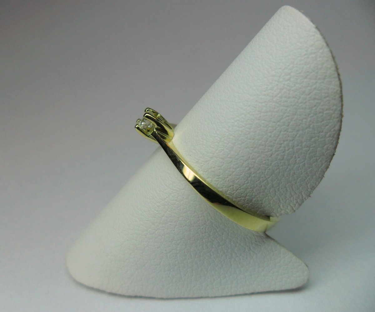 4 pronks solitaire ring