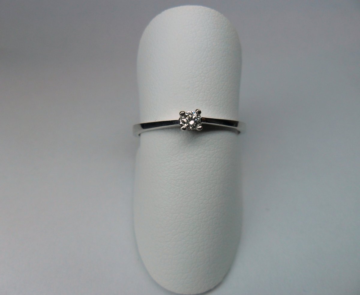 4-Poot Solitair Ring Witgoud 0.07 crt.
