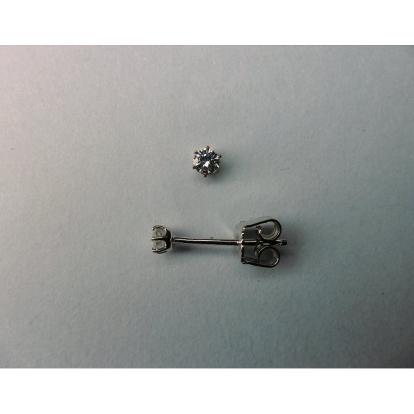 White Gold 6-Pronks Solitaire Ear Studs 2 - 0.20 crt.