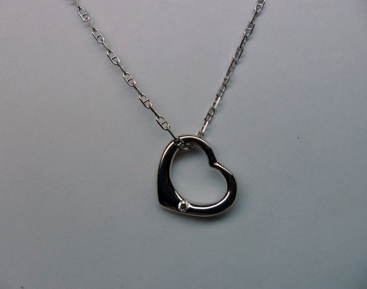 Solid Open Heart White Gold