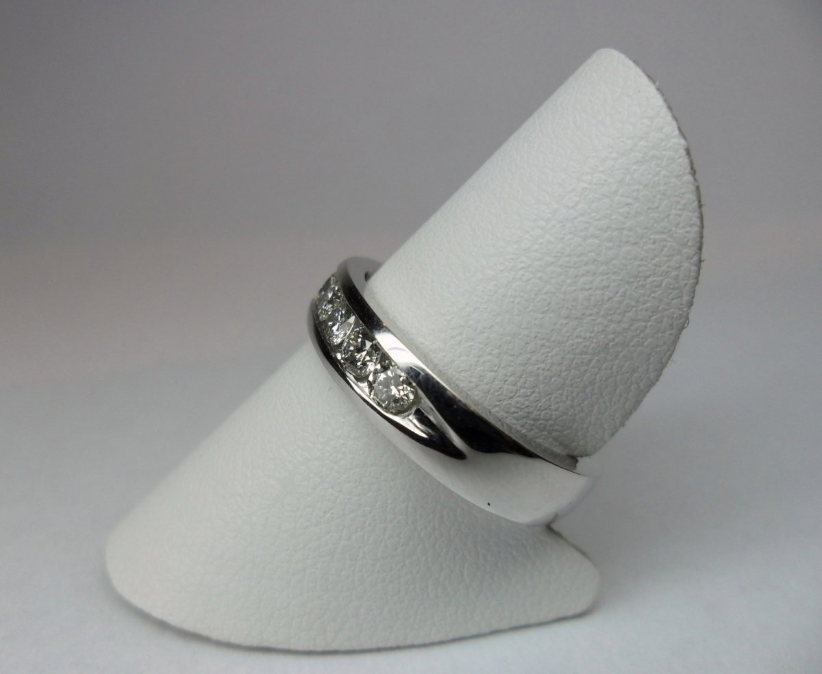 Rail Ring Witgoud 0.75 crt.