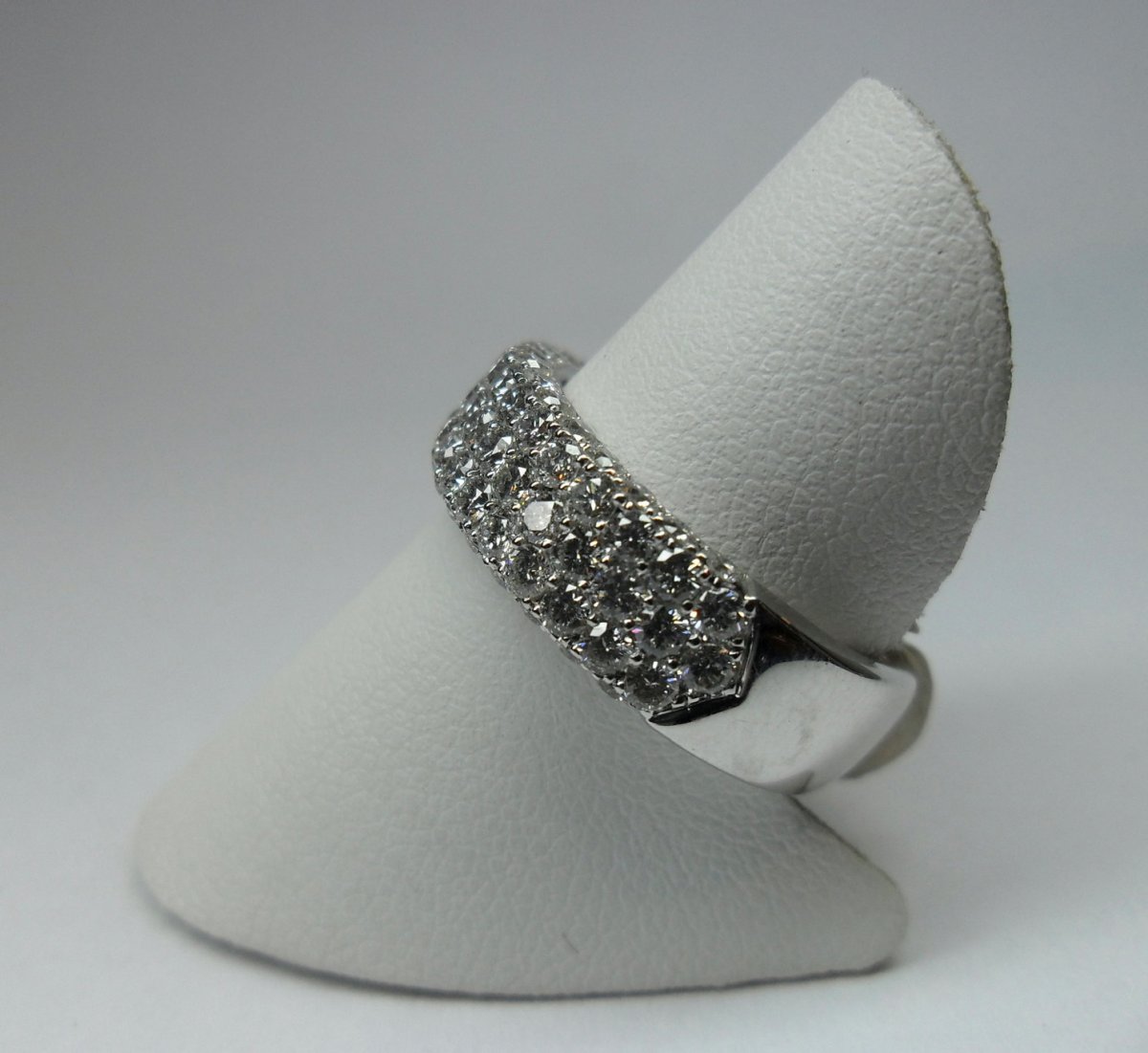 White Gold Pavé Ring